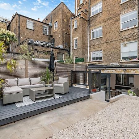 Appartamento Modern Garden Flat With Private Parking Londra Esterno foto